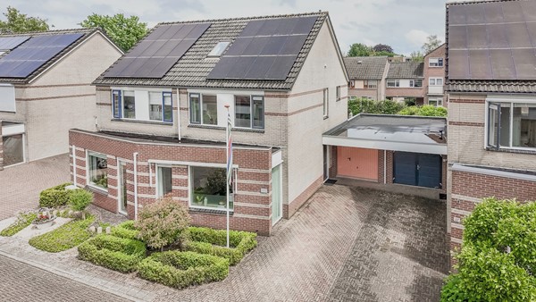 Voor een volledig overzicht verwijzen wij je graag naar de digitale plattegronden, de foto's, de video en de eigen website van deze woning: demathaak35.nl